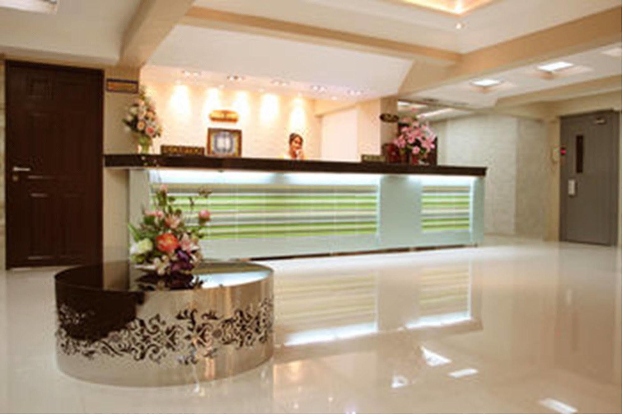 Visiting Card Hotel & Resort Bangkok Exterior foto